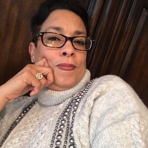 Meet your Posher, Tina